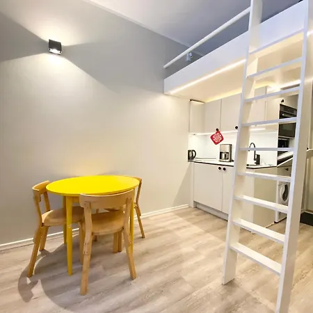 Modern And Compact, Kamppi